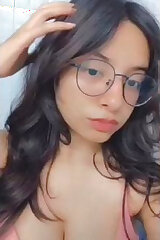 Horny Desi Girl Shows Nude Body | Desi ragazza cornea