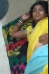 Desi Bhabhi fucked in yellow saree | desi mom mommy
